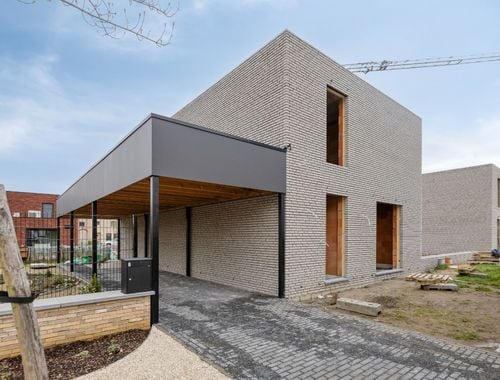                                         Eengezinswoning te koop in Koersel, € 389.000
