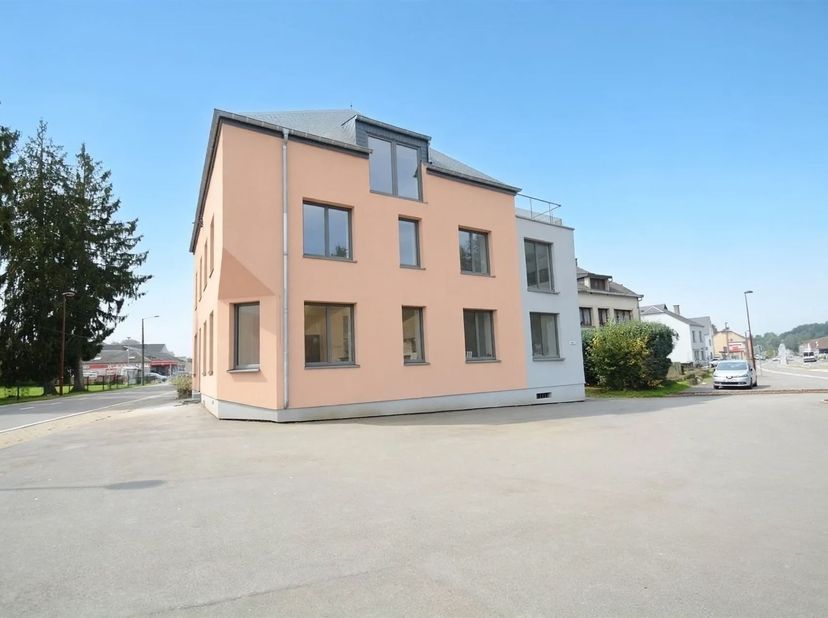 Appartement à louer à Rue du Faing 27 boîte 4,
                    6810 Jamoigne