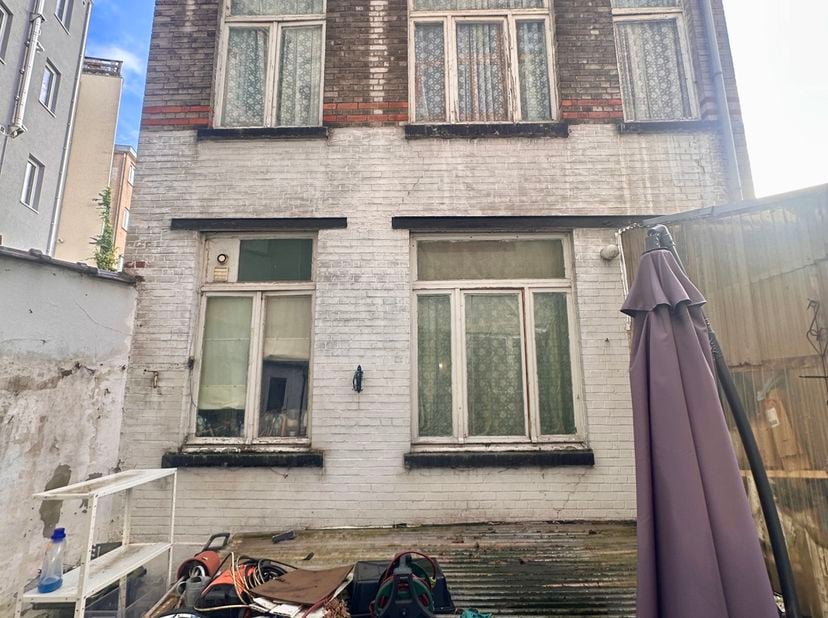 Huis te koop
                    in 1060 Sint-Gillis