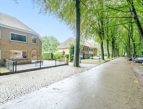                                         Woning te koop in Sint-Kruis, € 349.000
