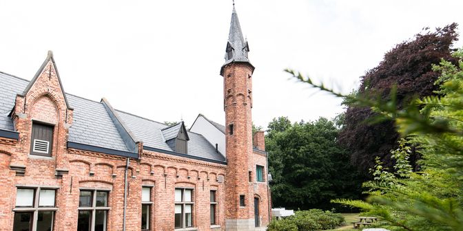 Bien professionnel à louer à Guldensporenpark 120, 9820 Merelbeke