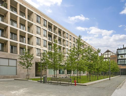                                         Rez-de-chaussée commercial à vendre à Antwerpen, € 345.000
