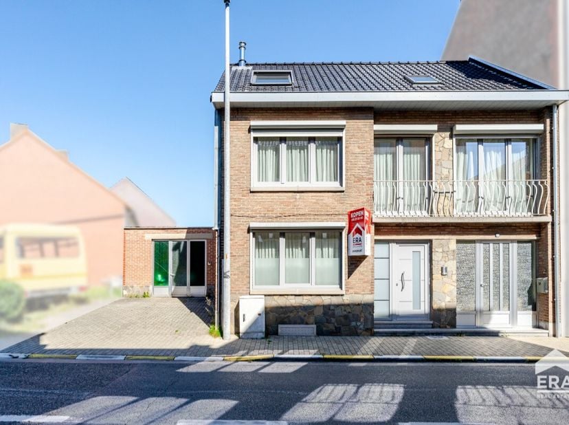 Maison à vendre à Tiensestraat 52,
                    3400 Landen