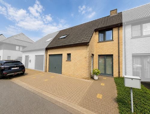                                         Maison à vendre à Adinkerke, € 385.000
