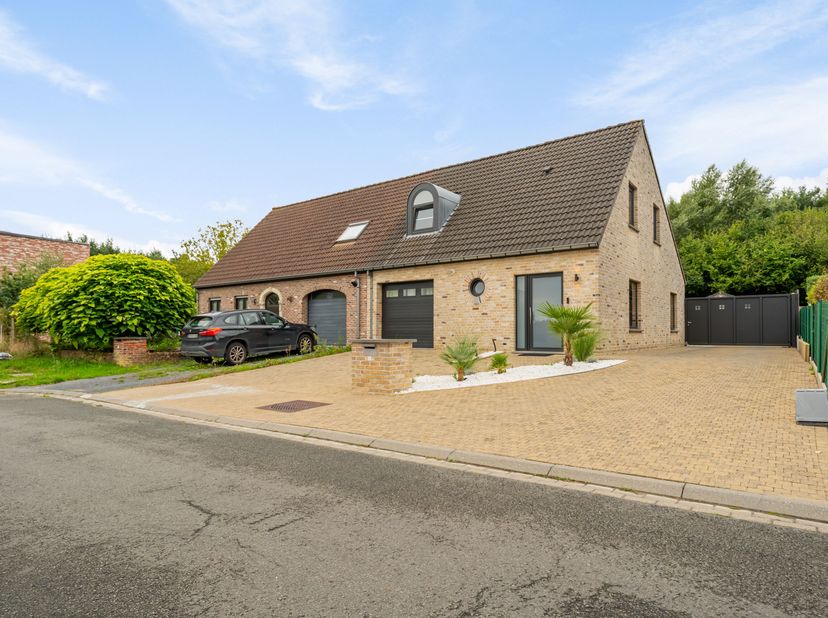 Huis te koop in Arenastraat 22,
                    8510 Marke