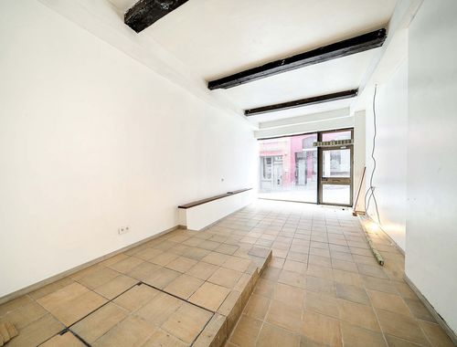                                         Handelszaak te koop in Mons, € 169.000
