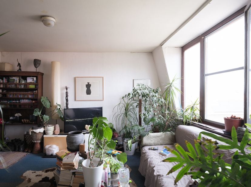 Lichtrijk duplexappartement met 2 slaapkamers nabij het Rozebroekenpark<br />
<br />
Voor meer info of bezoeken mail naar Info@carloeggermont.be<br />