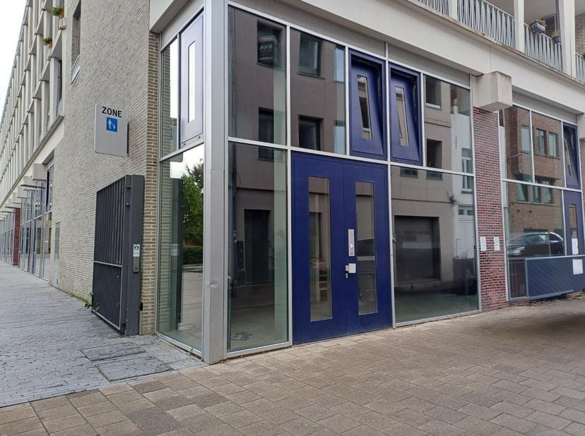 Bedrijfsvastgoed te koop in Falconrui 21 bus HR14,
                    2000 Antwerpen