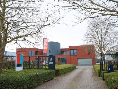                                         Bâtiment d’entreprise à vendre à Westerlo, € 2.600.000
