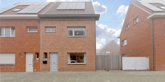 Huis te koop in Burgemeester Van Ackerwijk D 97, 9240 Zele