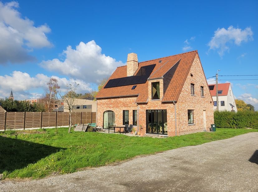 Huis te huur in Passionistenstraat 44A,
                    9770 Kruishoutem