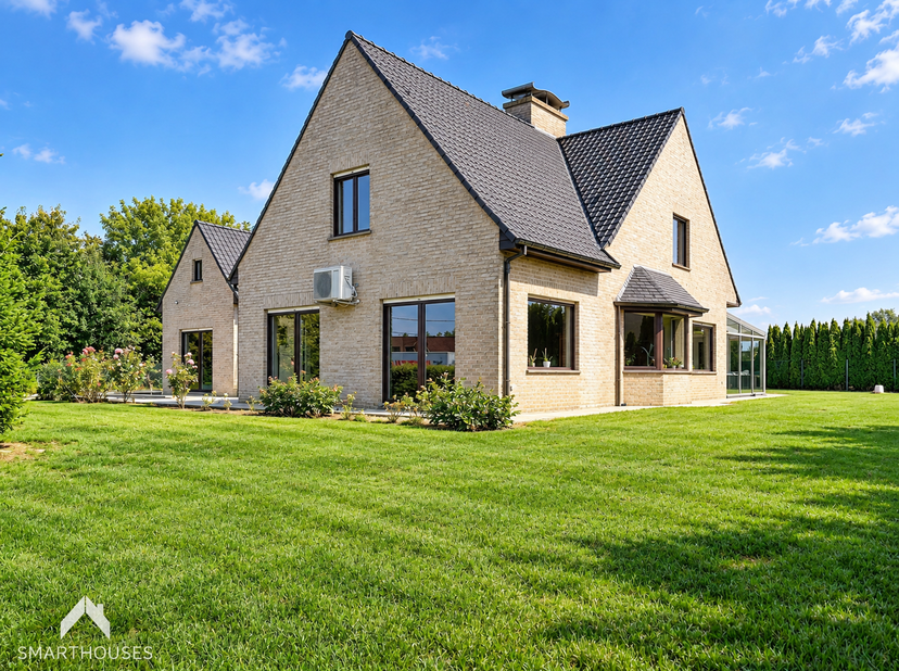 Huis te koop in Hoogleedsesteenweg 410,
                    8800 Roeselare