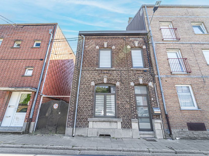 Huis te koop
                    in 6061 Montignies-sur-Sambre