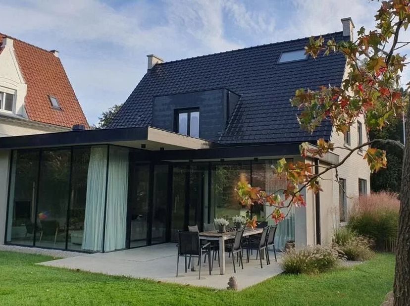 Villa meublée 3 chambres avec jardin orienté sud-ouest  Linkebeek (Parc Schaveys)<br />
Située dans une rue en impasse au calme absolu, cette villa ré