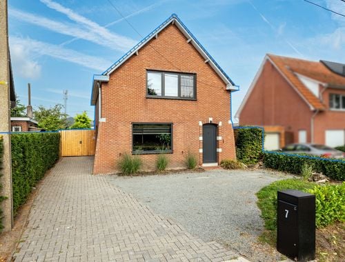                                         Eengezinswoning te koop in Weelde, € 395.000
