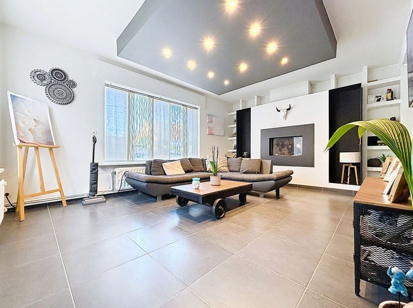 Huis te koop in ,
                    7700 Moeskroen