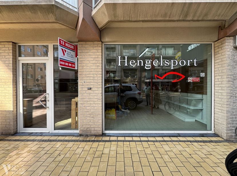 Bedrijfsvastgoed te koop in Leopoldlaan 20,
                    8430 Middelkerke