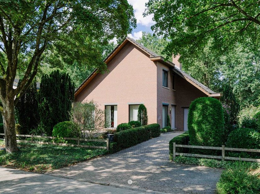 Huis te koop in Sint-Pietersnieuwstraat 7,
                    9170 Sint-Gillis-Waas