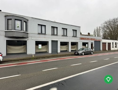                                         Commerce à louer à Gistel, € 2.000
