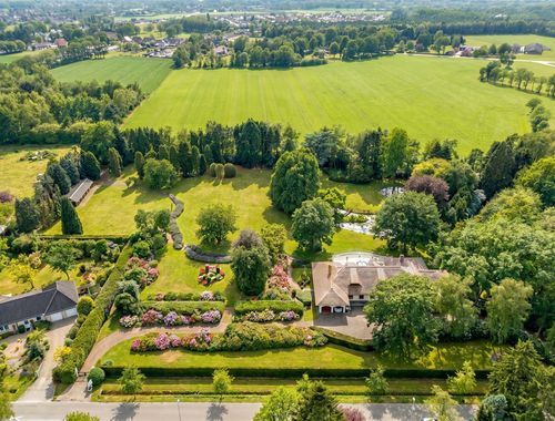                                         Villa-landhuis te koop in Neerpelt, € 1.700.000
