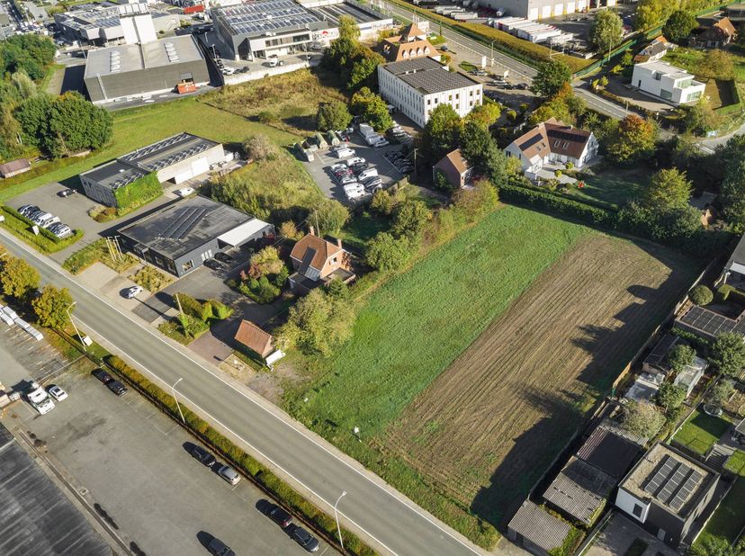 Terrain à vendre à Industrielaan 16 boîte A,
                    8790 Waregem