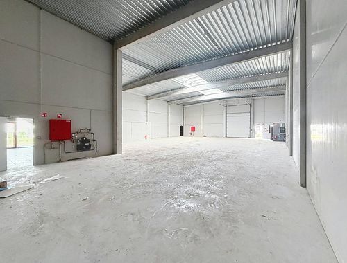                                         Entrepôt à louer à Evergem, € 3.300
