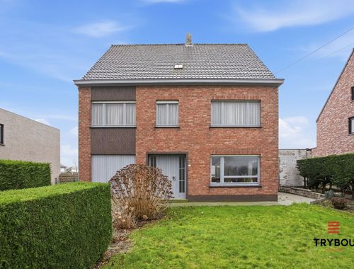                                         Maison à vendre à Zarren, € 240.000
