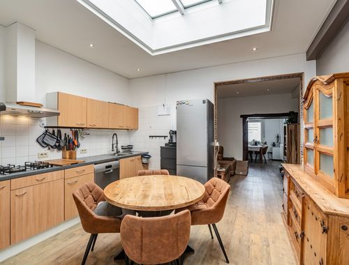                                         Maison à vendre à Sleidinge, € 355.000
