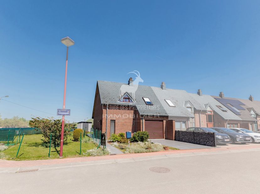 Référence Agence : V7170-519<br />
*** VISITE VIRTUELLE : https://envisite.net/vtour/fr/drimo2/frame ***<br />
Découvrez cette magnifique maison situé