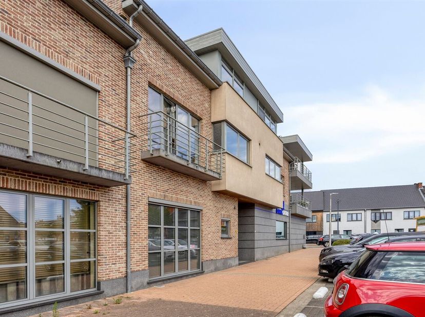 À VENDRE : Appartement de plain-pied avec 2 chambres  bien de rapport à Heusden<br />
Vous recherchez un investissement intéressant ? Cet appartement