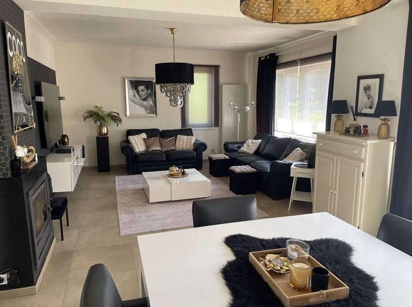 Maison à louer
                    à 3600 Genk