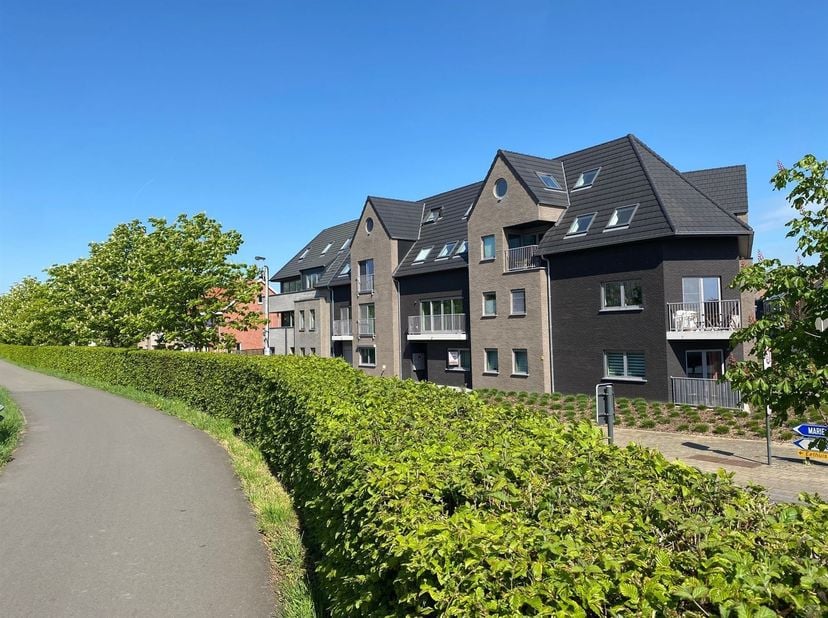 Appartement à louer à Weertstraat 3  boîte 0.2,
                    2880 Mariekerke