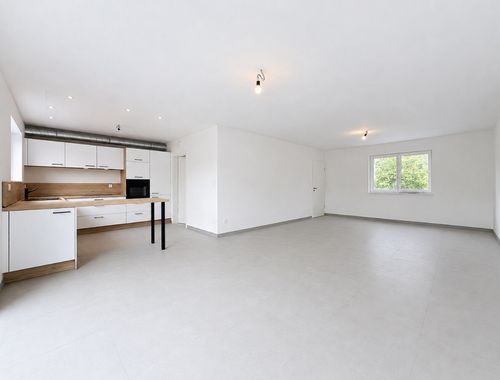                                         Eengezinswoning te koop in Saint-Hubert, € 275.000
