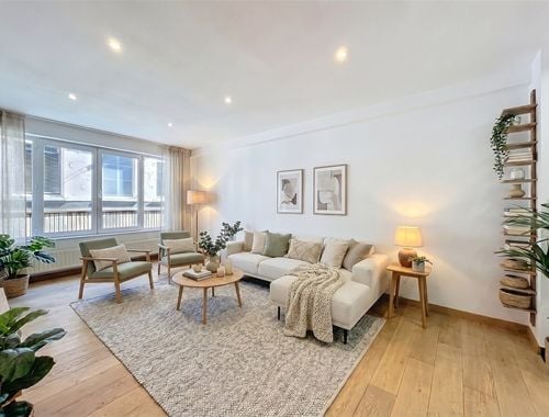                                         Appartement te koop in Sint-Niklaas, € 275.000

