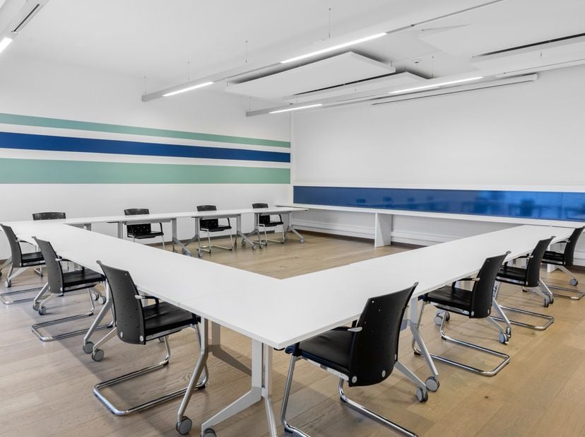 Volledige toegang tot professionele kantoorruimte voor 10 werknemers in Regus Dilbeek<br />
<br />
Dit aanbod omvat een eigen kantoorruimte met servic