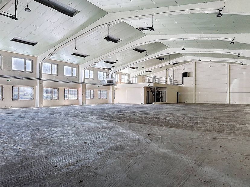 Bedrijfsvastgoed te huur in Koksijdestraat 7,
                    8630 Veurne