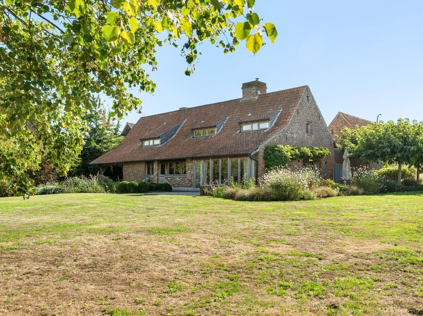 Maison à vendre à Meersestraat 11,
                    9690 Berchem