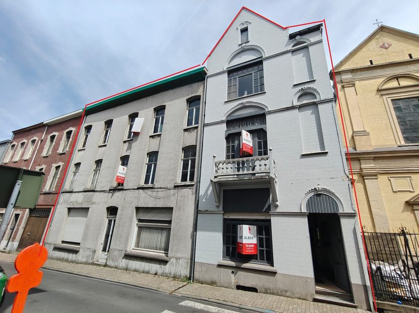 Projectgrond met 2 woningen – ideaal voor appartementen of B&amp;amp;B (mits vergunning)<br />
Zeldzame investeringskans op een toplocatie, op slechts 20