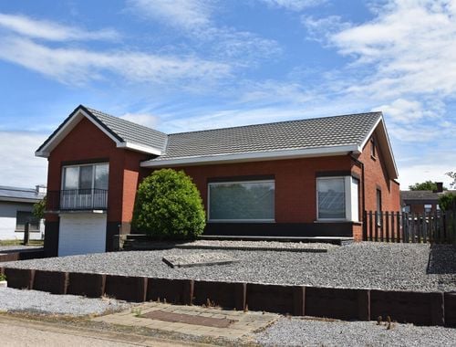                                         Woning te koop in Paal, € 325.000
