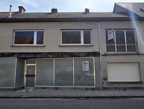                                         Eengezinswoning te koop in Deerlijk, € 265.000
