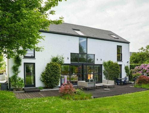                                         Maison à vendre à Lasne-Chapelle-Saint-Lambert, € 960.000
