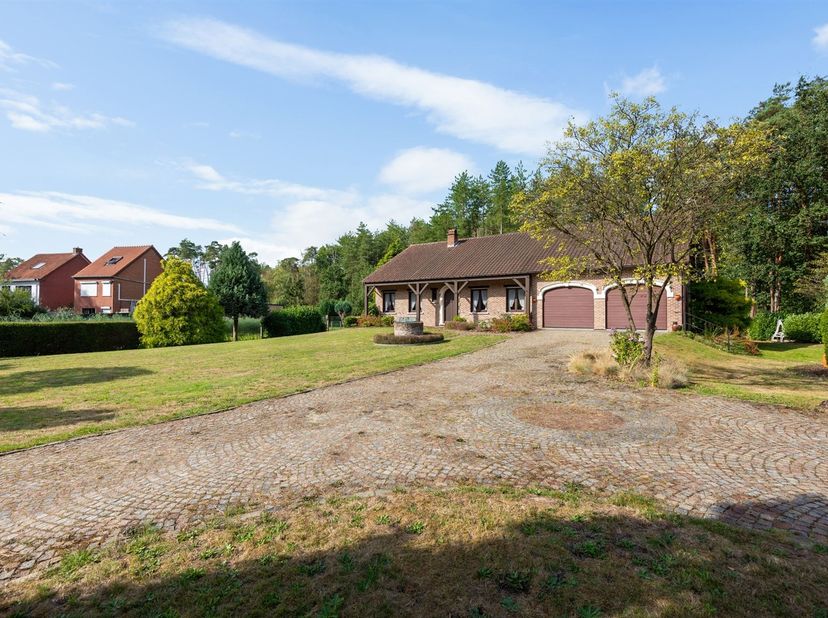 Huis te koop in Diepvenstraat 48,
                    3201 Langdorp