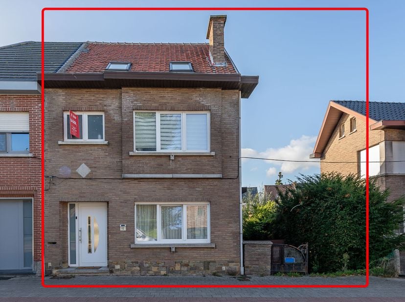 Huis te koop in Broekstraat 82,
                    9470 Denderleeuw