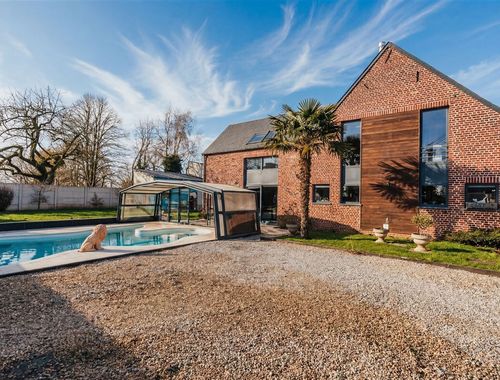                                         Woning te koop in Vezon, € 620.000
