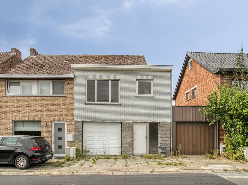 Maison à vendre
                    à 9260 Schellebelle