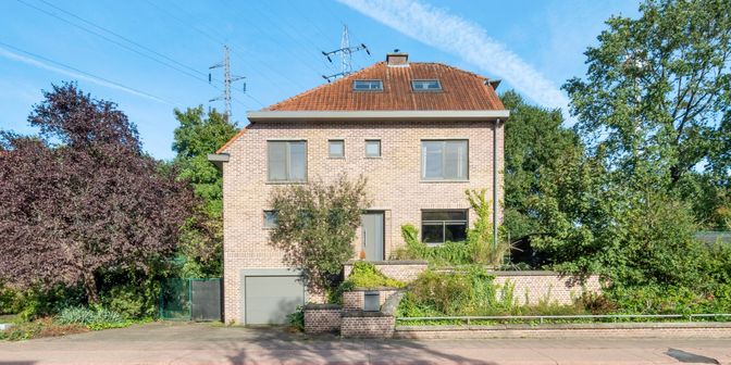 Huis te koop in Emile Van Dorenlaan 97, 3600 Genk