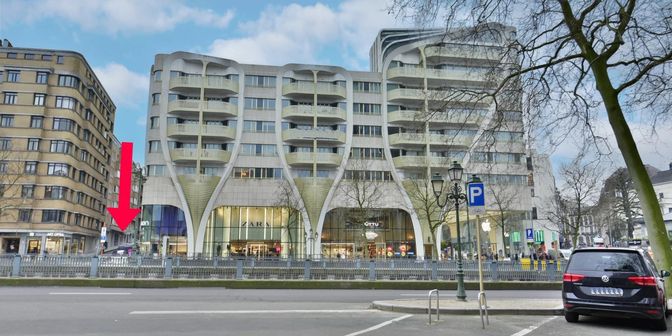 Bien professionnel à vendre à RUE DES CHEVALIERS 4, 1050 Ixelles
