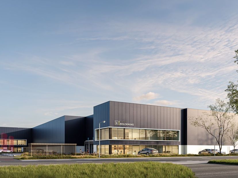 Ce développement sur mesure de 4 000 m² offre un hall industriel spacieux et modulable qui peut être entièrement adapté aux besoins de votre entrepris