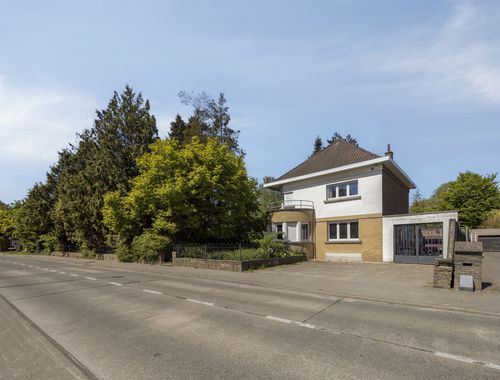                                         Villa à vendre à Teralfene, € 870.000

