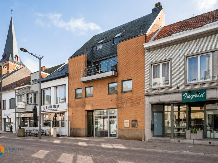 Bien professionnel à vendre
                    à 2580 Putte